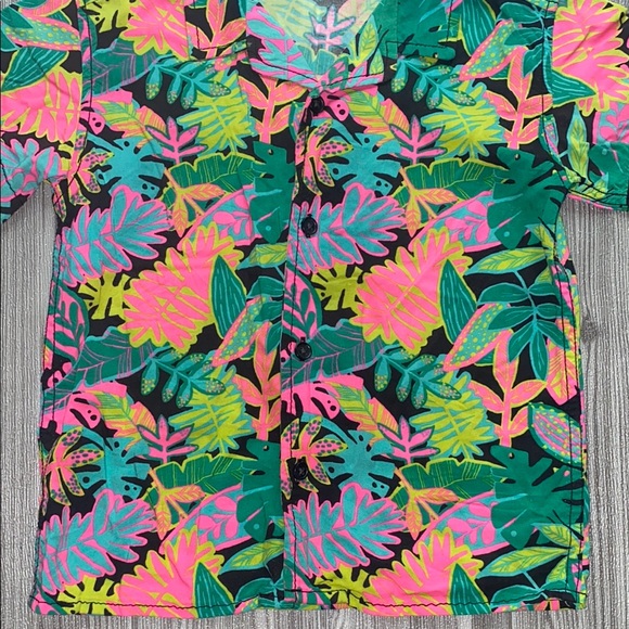 Kids Cat & Jack Vibrant Tropical Leaf Print Shirt - Picture 6 of 6